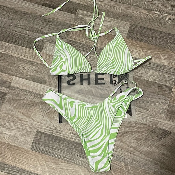 Brand new Shein bathing suit - Picture 2 of 2